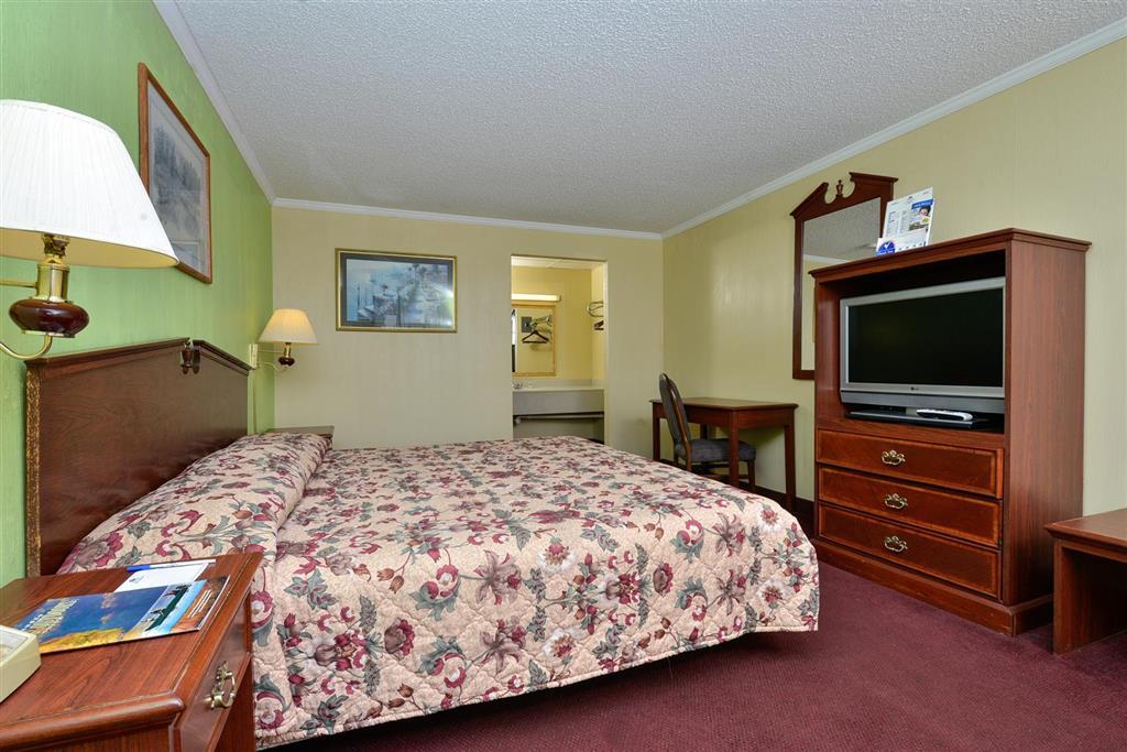 Americas Best Value Inn Camden Room photo